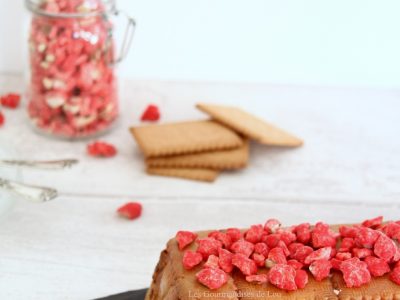 gateau-the-brun-aux-pralines-roses