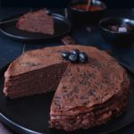 Gâteau de crêpes au chocolat intense