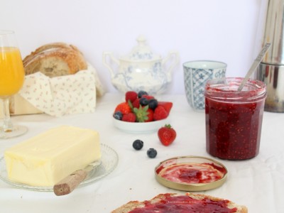 Confiture fraise - framboise - vanille